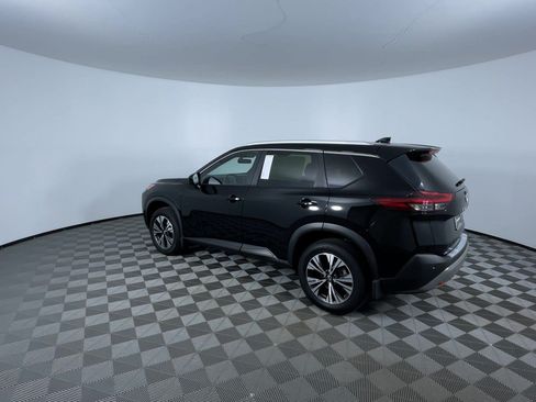 Certified 2023 Nissan Rogue SV w/ SV Premium B Package AWD/4WD image 6