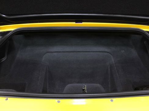 Used 2002 Chevrolet Corvette Z06 w/ Memory Pkg RWD image 11