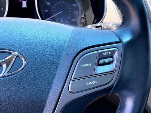 Used 2018 Hyundai Santa Fe Sport FWD image 25