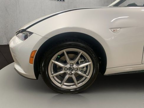 Used 2016 MAZDA MX-5 Miata Sport image 27