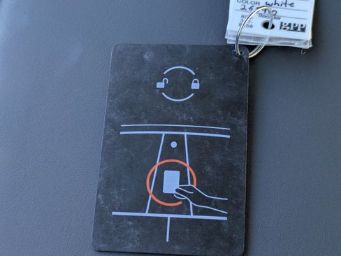 Used 2022 Tesla Model 3 Long Range image 33