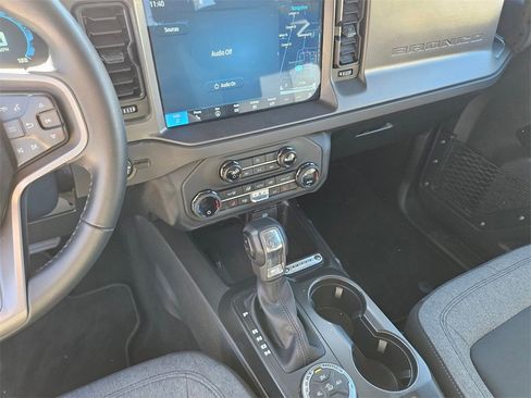 Used 2025 Ford Bronco Big Bend image 19