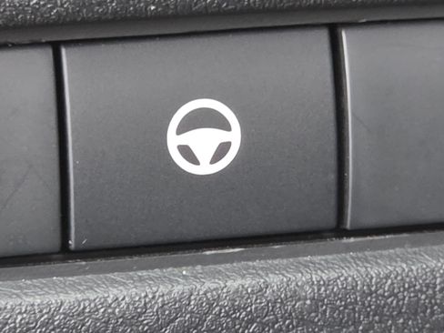 Used 2023 Nissan Rogue SV w/ SV Premium B Package AWD/4WD image 18