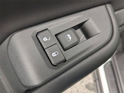 New 2024 Jeep Grand Cherokee L Laredo image 33