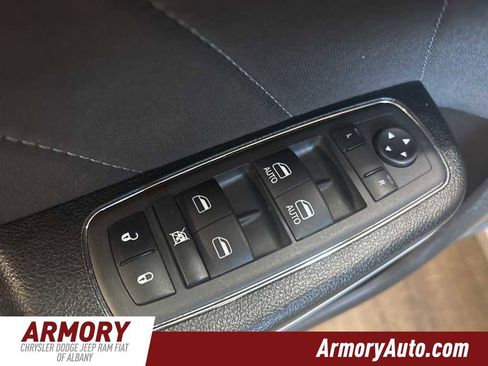 Used 2023 Dodge Charger SXT image 8