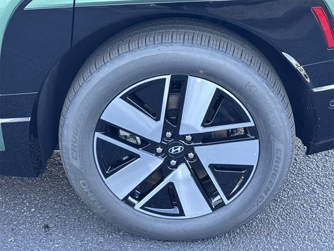 Used 2026 Hyundai Ioniq 9 SEL image 19