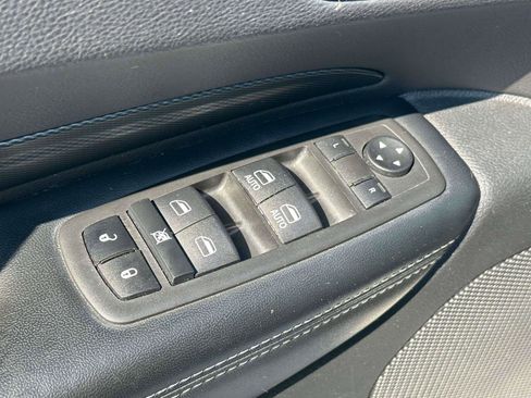 Used 2022 Dodge Durango GT image 17