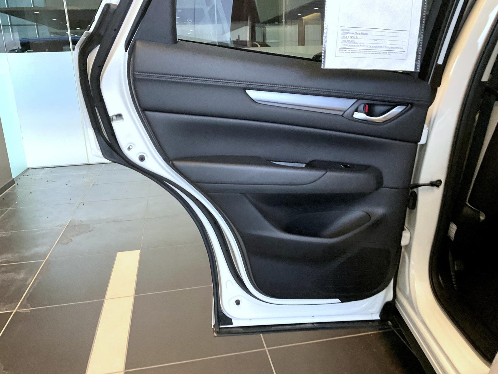 Certified 2024 MAZDA CX-5 AWD 2.5 S w/ Preferred Package image 18