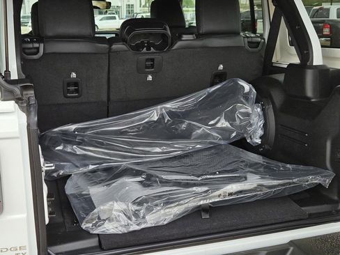 New 2025 Jeep Wrangler Unlimited Sahara w/ Technology Group image 6