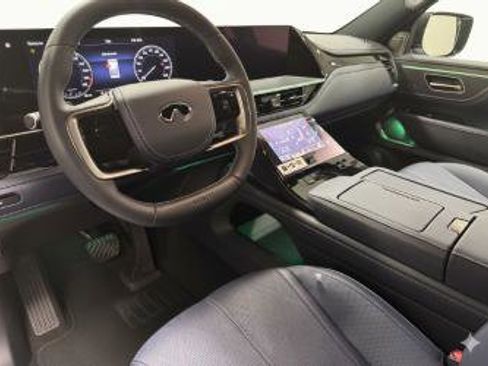 Certified 2026 INFINITI QX80 4WD w/ Sport Exterior Package image 12