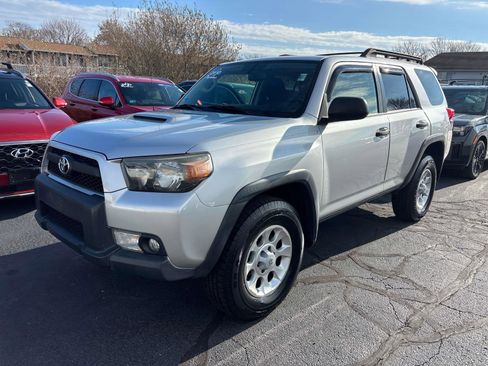 Used 2013 Toyota 4Runner Trail image 2