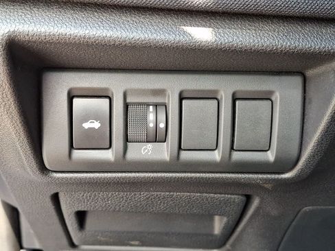 Used 2020 Subaru Legacy Premium AWD/4WD image 28