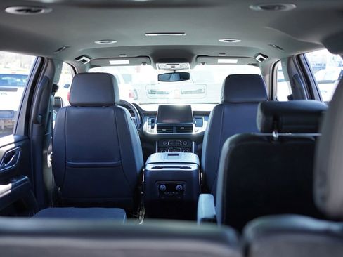 Used 2023 Chevrolet Tahoe LT RWD image 16