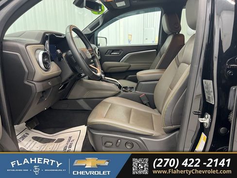 Used 2023 Chevrolet Colorado ZR2 w/ ZR2 Convenience Package III image 9
