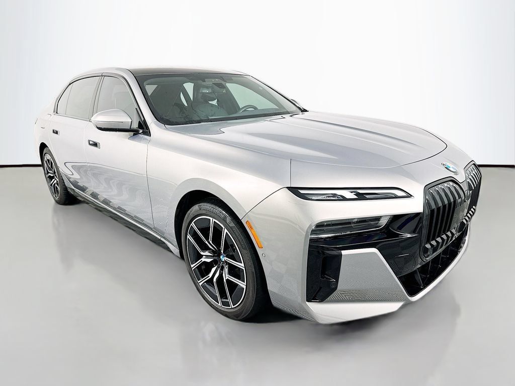 Certified 2023 BMW 740i RWD image 3