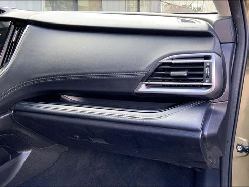 Used 2023 Subaru Outback Limited image 16