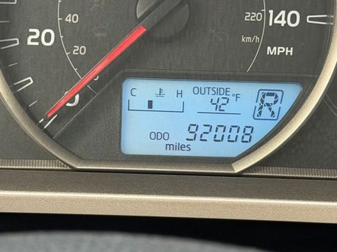 Used 2015 Toyota RAV4 XLE image 23