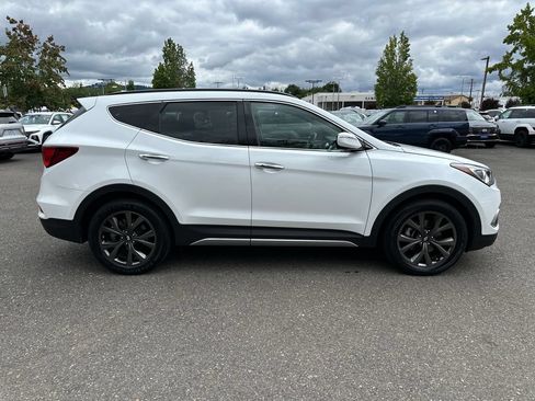 Used 2017 Hyundai Santa Fe Sport AWD/4WD image 7