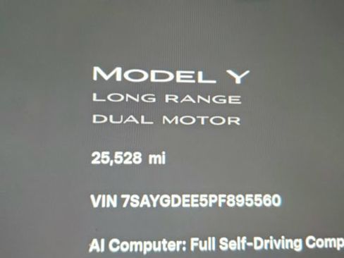 Used 2023 Tesla Model Y Long Range AWD/4WD image 56