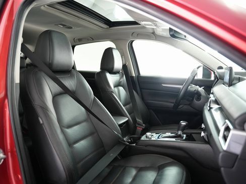 Used 2021 MAZDA CX-5 Touring w/ Touring Preferred SV Package image 59