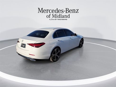 Used 2024 Mercedes-Benz C 300 Sedan image 8