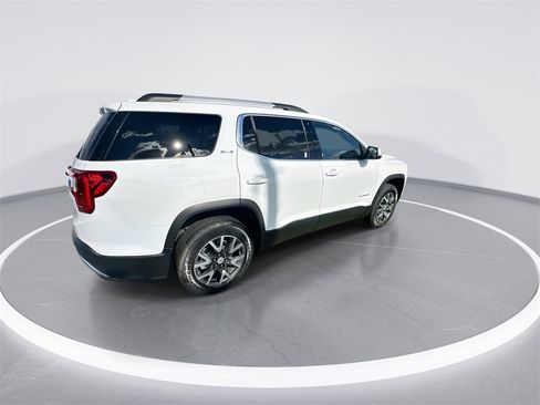 Certified 2023 GMC Acadia SLE w/ Driver Convenience Package image 8