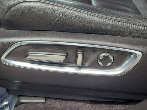 Used 2019 Acura MDX FWD image 19