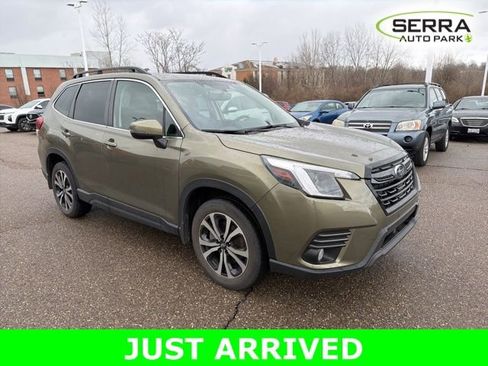 Used 2023 Subaru Forester Limited image 2