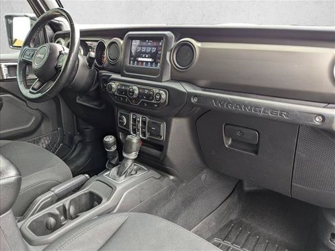 Used 2018 Jeep Wrangler Unlimited Sport S AWD/4WD image 21