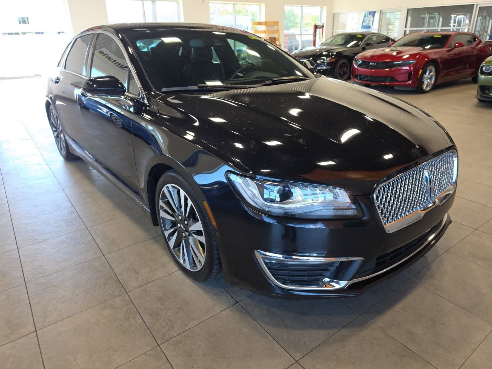 Used 2020 Lincoln MKZ Reserve w/ Elements Package AWD/4WD image 3