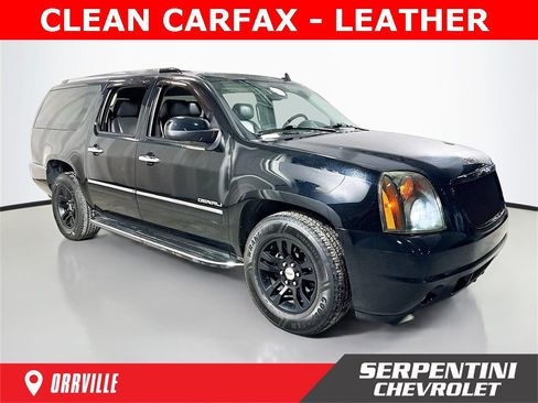 Used 2013 GMC Yukon XL Denali image 1