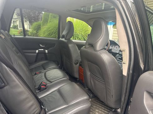 Used 2010 Volvo XC90 V8 AWD/4WD image 8