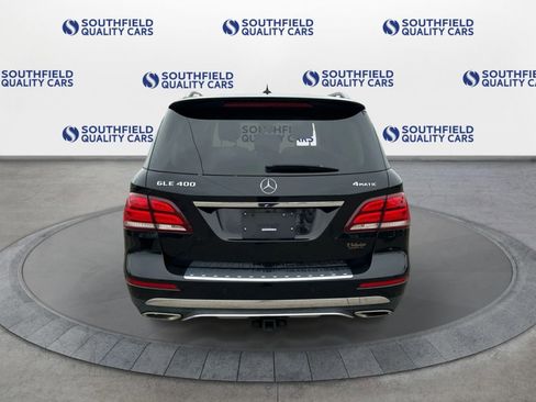 Used 2019 Mercedes-Benz GLE 400 4MATIC w/ Premium 2 Package image 5
