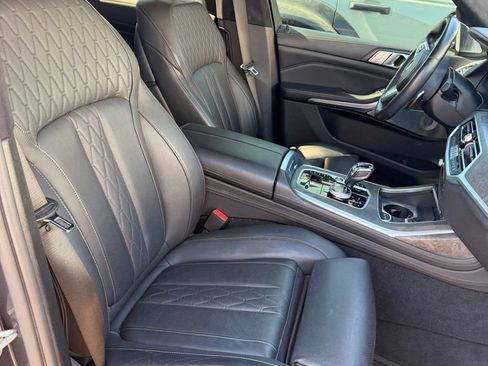 Used 2020 BMW X7 M50i w/ Dynamic Handling Package AWD/4WD image 6