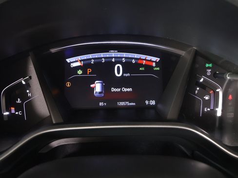 Used 2019 Honda CR-V Touring image 4