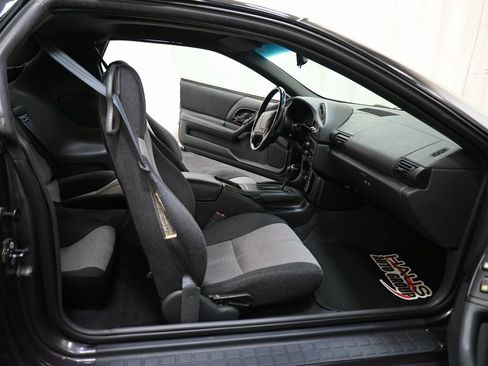 Used 1993 Chevrolet Camaro Z28 image 8