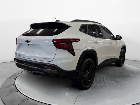 Used 2025 Chevrolet Trax ACTIV w/ Driver Confidence Package image 5