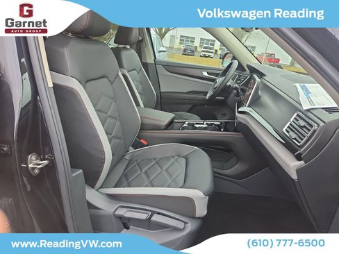 New 2026 Volkswagen Atlas Peak Edition image 13