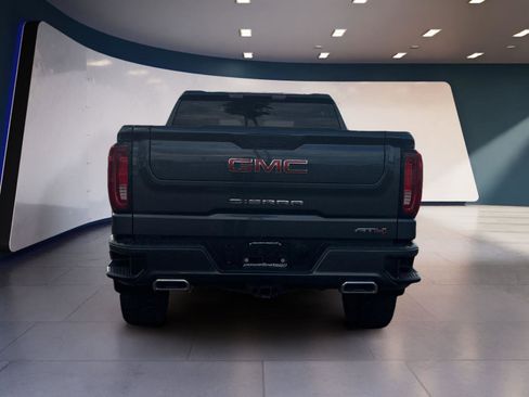 Used 2021 GMC Sierra 1500 AT4 image 4