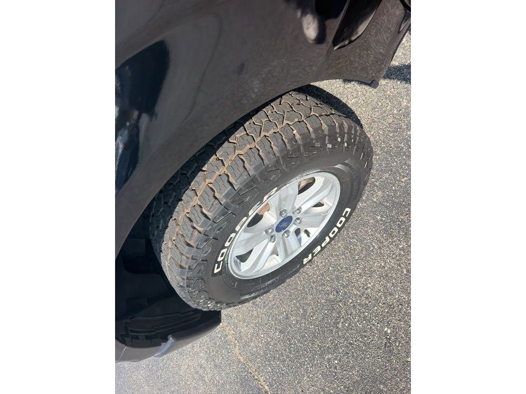 Used 2017 Ford F150 XL w/ XL Power Equipment Group AWD/4WD image 7