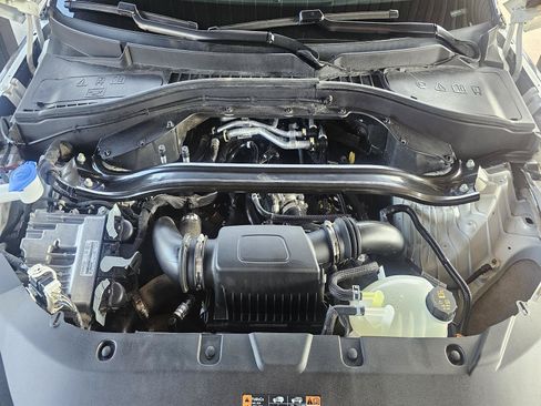 Used 2025 Lincoln Aviator 2WD w/ Jet Appearance Package image 16