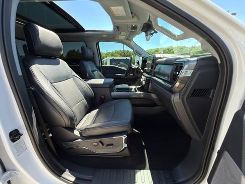 Used 2024 Ford F350 Lariat w/ Lariat Ultimate Package AWD/4WD image 10