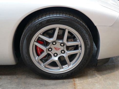 Used 2002 Chevrolet Corvette Z06 w/ Memory Pkg image 50