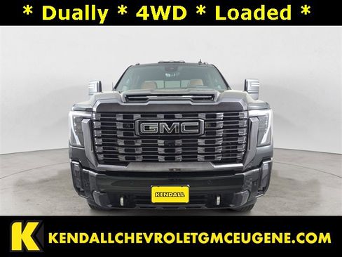 Used 2024 GMC Sierra 3500 Denali Ultimate image 8