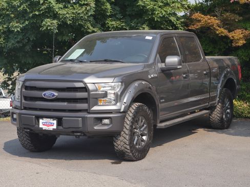 Used 2015 Ford F150 Lariat w/ Equipment Group 501A Mid AWD/4WD image 2