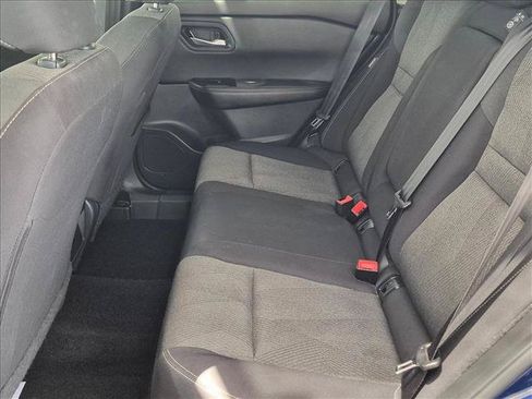 Used 2025 Nissan Rogue SV AWD/4WD image 18