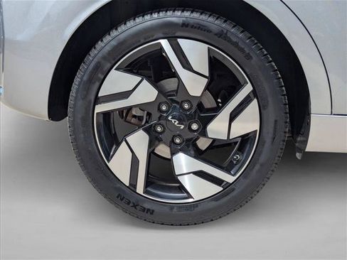 Used 2024 Kia Soul GT-Line FWD image 25
