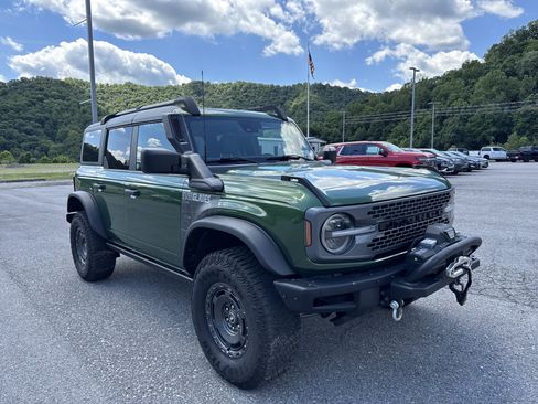 Used 2024 Ford Bronco Everglades AWD/4WD image 4