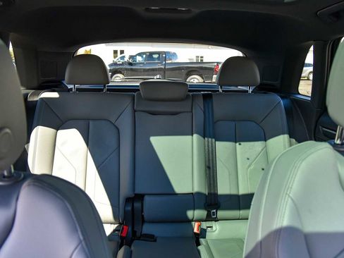 Used 2025 Audi Q3 2.0T Premium image 21