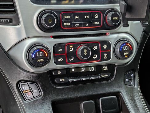 Used 2015 GMC Yukon SLT w/ Open Road Package image 18